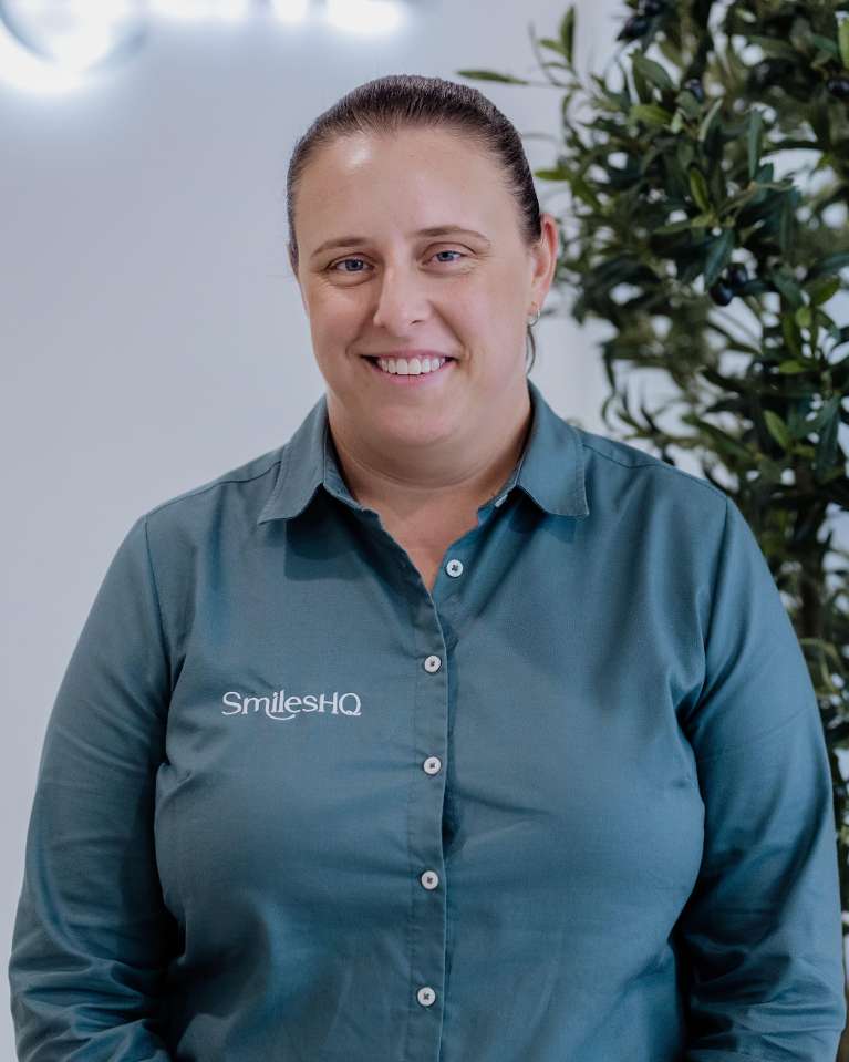 Lisa - Receptionist